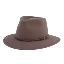 Load image into Gallery viewer, Akubra Traveller Fedora Felt Regency Fawn 54cm