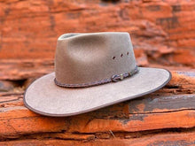 Load image into Gallery viewer, Akubra Cattleman Pure Fur Felt Wide Brim Fedora Bran 53cm