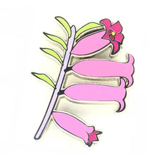 Load image into Gallery viewer, Bush Bling Pin - Pink Heath - Victoria’s Floral emblem!
