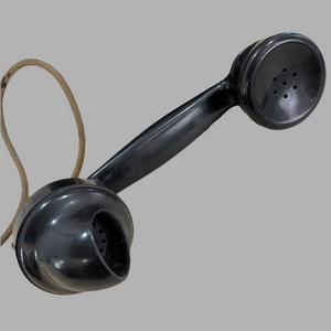 Old vintage Australian Magneto Party Line Bakelite Telephone