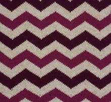 Load image into Gallery viewer, Candy Rock - Lambswool - Bordeaux Maroon
