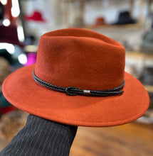 Load image into Gallery viewer, M by Flechet - Cashmere/Wool - Teardrop Fedora with Rope Trim - Brique
