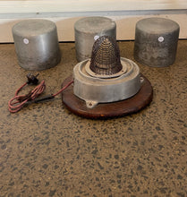 Load image into Gallery viewer, Vintage hat block set
