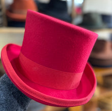 Load image into Gallery viewer, Classic Top Hat - Red - Size 59cm
