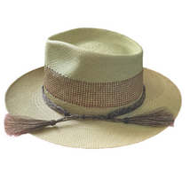 Load image into Gallery viewer, Teardrop Fedora - Cuenca #3 - 8cm Brim - 2 tone Grass Earth
