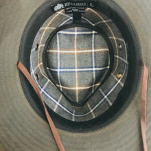 Load image into Gallery viewer, Hills Hats - The Mackenzie - Cotton Oil cloth - Outdoor hat - Waterproof - Black
