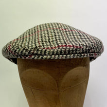 Load image into Gallery viewer, Linney - County Flat Cap -  Tweed - #4024 Fawn Brown Olive Red
