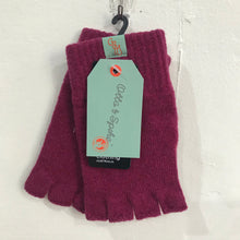 Load image into Gallery viewer, Otto &amp; Spike - Fagins - Fingerless Gloves- Australian Lambswool - Rosehip Pink
